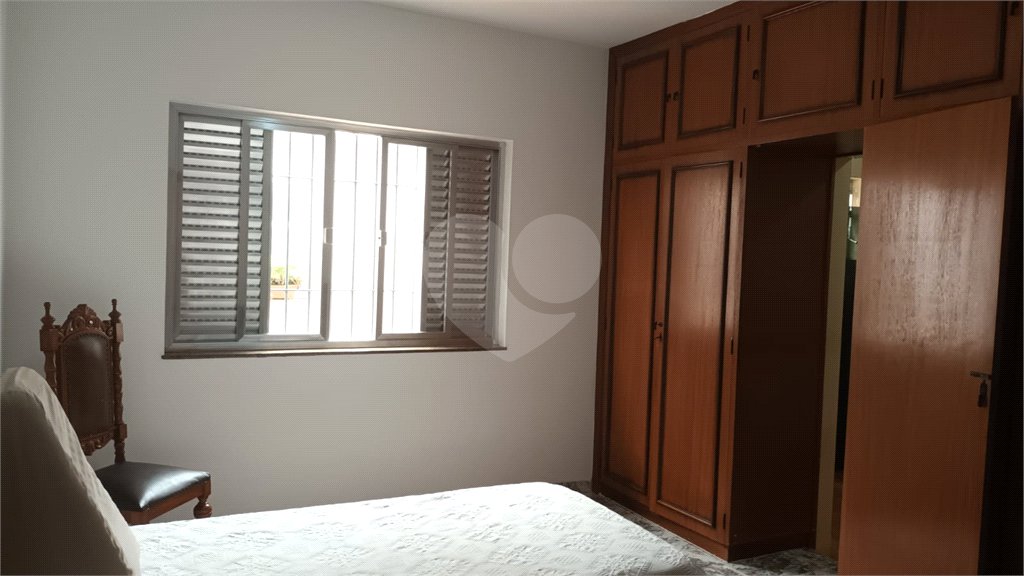 Casa à venda com 3 quartos, sendo 1 suíte, em Planalto Paulista, São Paulo, SP