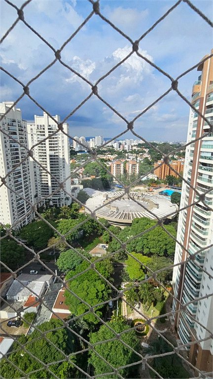 Apartamento à venda com 3 quartos, sendo 1 suíte,  em Vila Leopoldina, São Paulo, SP
