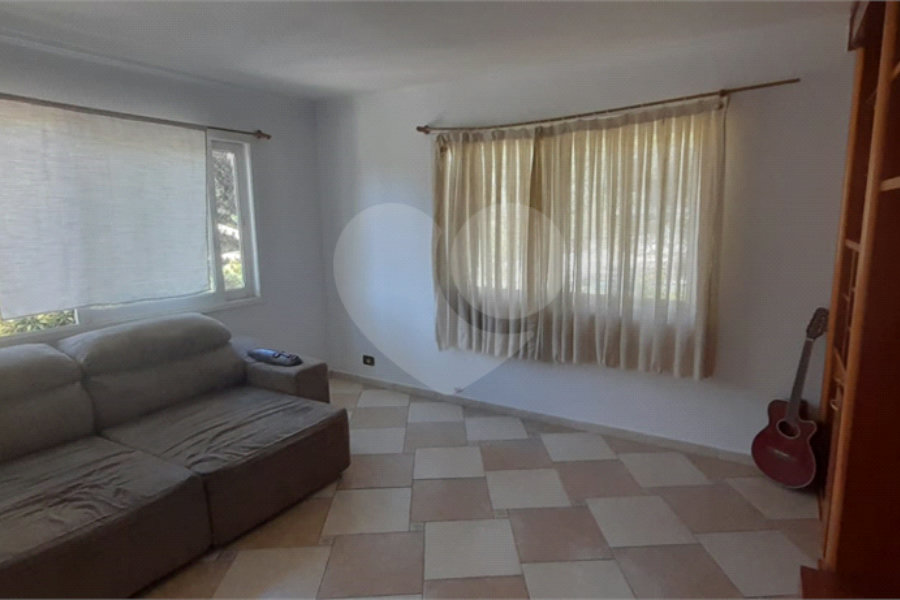 Casa à venda com 3 quartos, sendo 1 suíte, em Roseira, Mairiporã, SP