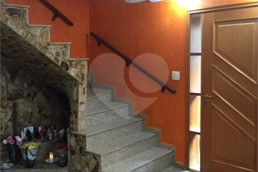 Sobrado à venda com 9 quartos, sendo 4 suítes,  em Vila Maria Alta, São Paulo, SP