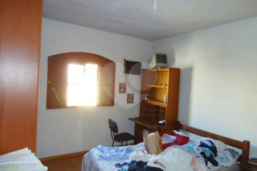 Sobrado à venda com 3 quartos em Jardim Peri, São Paulo, SP