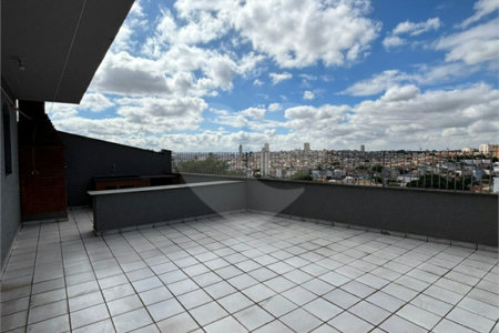 Casa à venda com 3 quartos, sendo 1 suíte,  em Vila Nivi, São Paulo, SP