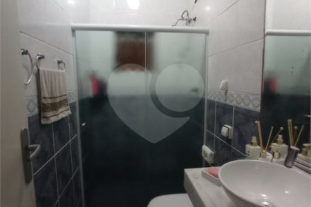 Casa Térrea à venda com 3 quartos em Jardim Santa Bárbara, Sorocaba, SP