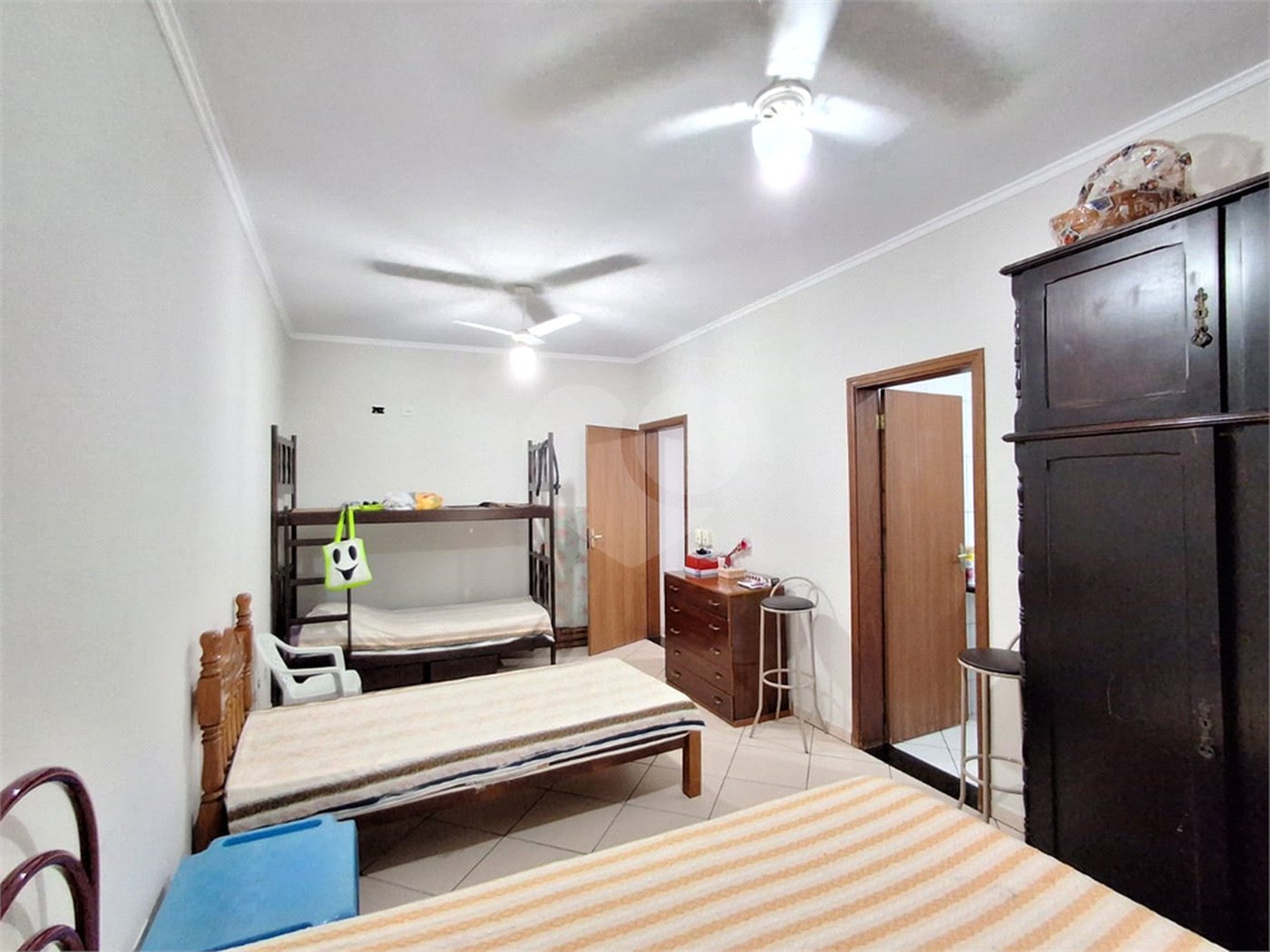 Chácara à venda com 4 quartos, sendo 2 suítes,  no Centro, Araçoiaba da Serra, SP