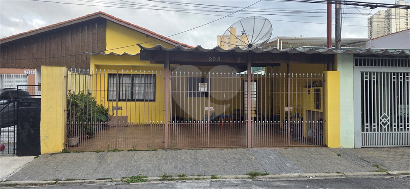 Sobrado à venda com 3 quartos em Santa Terezinha, São Paulo, SP