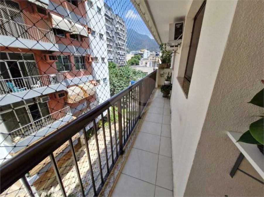 Apartamento à venda com 3 quartos, sendo 1 suíte, em Tijuca, Rio de Janeiro, RJ