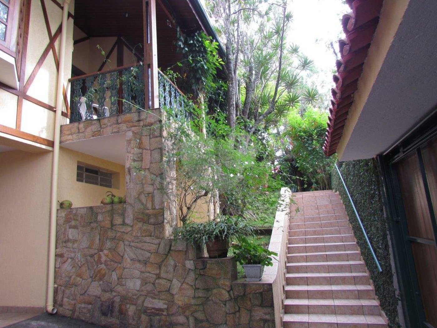 Casa Térrea à venda com 3 quartos, sendo 1 suíte, em Horto Florestal, São Paulo, SP