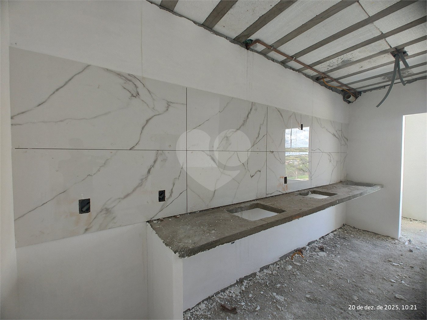 Casa à venda com 2 quartos no condomínio Residencial Sonhar Bella, Atibaia - SP