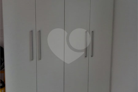 Apartamento à venda com 3 quartos, sendo 1 suíte,  em Vila Praia, São Paulo, SP