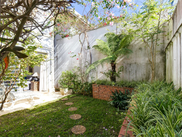 Casa de Vila à venda com 4 quartos, sendo 1 suíte,  em Alto da Boa Vista, São Paulo, SP