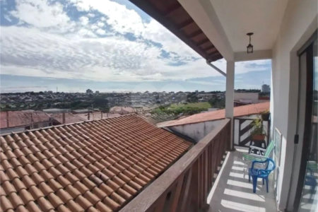 Casa à venda com 3 quartos, sendo 1 suíte, em Jardim Wanel Ville V, Sorocaba, SP