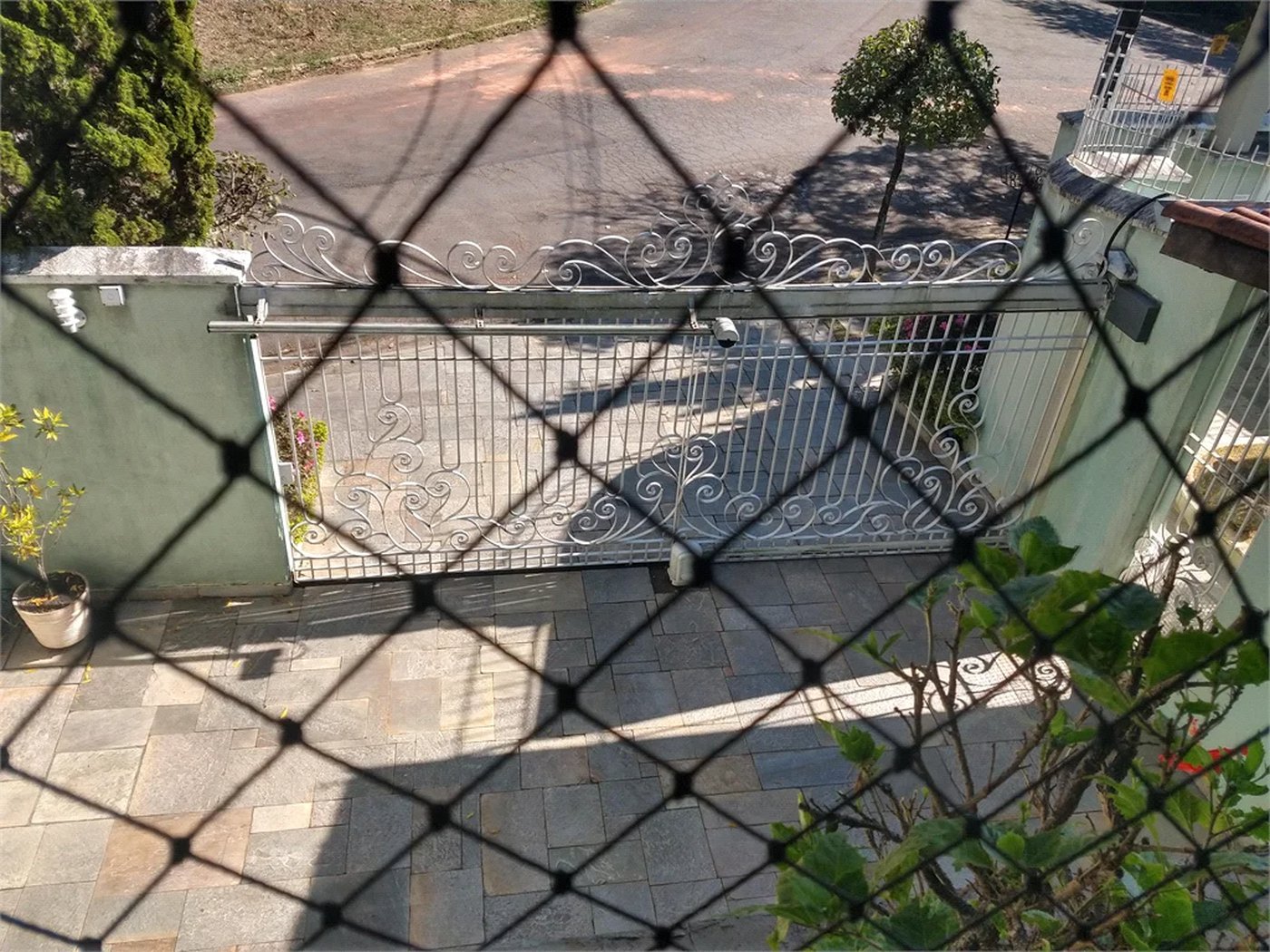 Sobrado à venda com 4 quartos, sendo 1 suíte,  em Parque dos Príncipes, São Paulo, SP