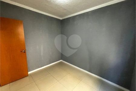 Apartamento à venda com 2 quartos em Olaria, Salto, SP
