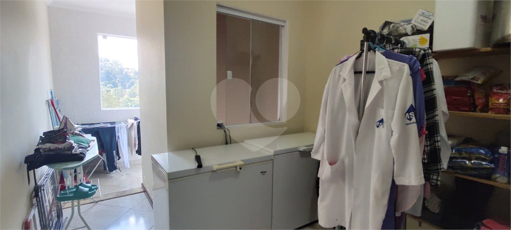 Casa à venda com 5 quartos, sendo 3 suítes,  em Capoavinha, Mairiporã, SP