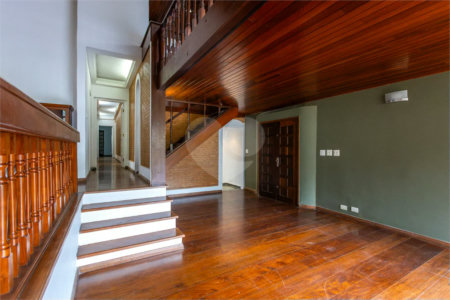 Casa Térrea à venda com 3 quartos, sendo 2 suítes, em Jardim Marajoara, São Paulo, SP