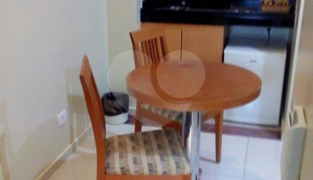 Flat à venda com 1 quarto em Santana, São Paulo, SP