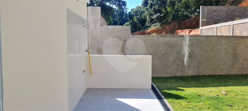 Casa à venda com 3 quartos, sendo 1 suíte, no condomínio Estancia da Serra / Residencial Nova Mairipora, Mairiporã - SP