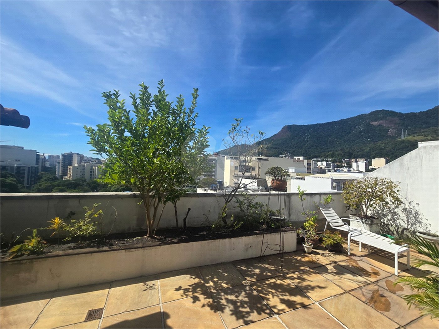 Cobertura à venda com 3 quartos, sendo 1 suíte, em Tijuca, Rio de Janeiro, RJ