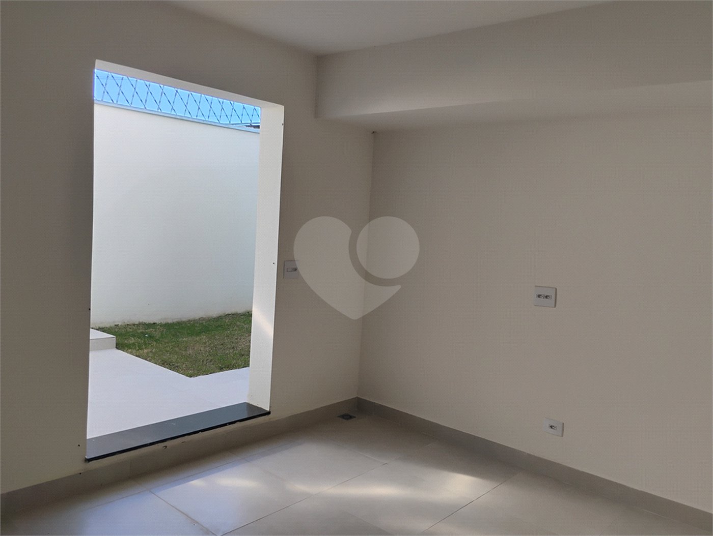 Casa à venda com 3 quartos, sendo 1 suíte, no condomínio Phytus - Fase 3, Itupeva - SP