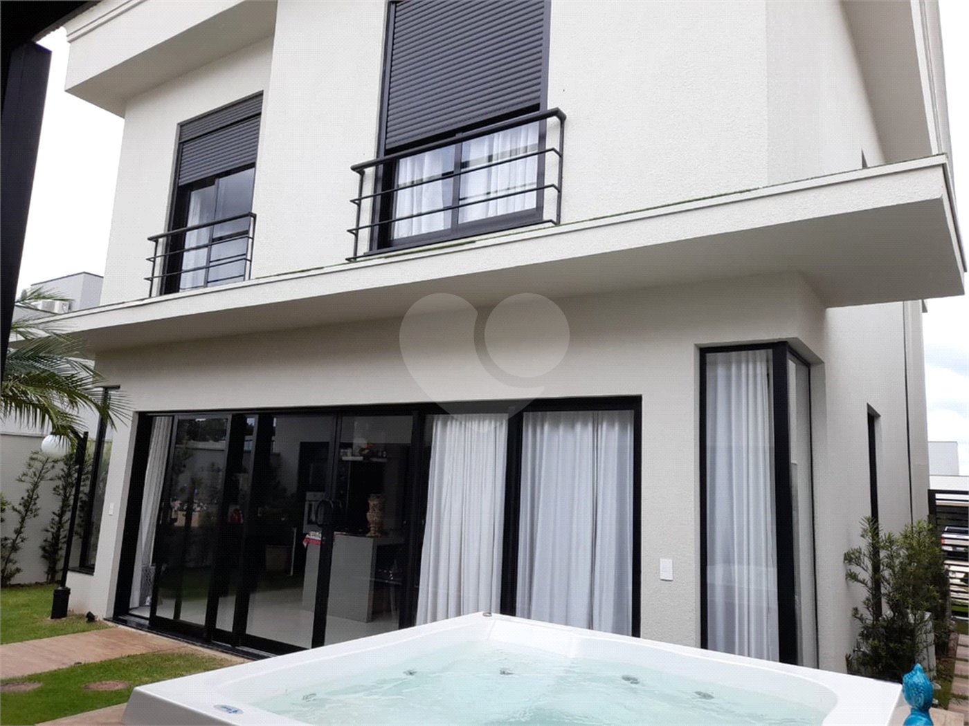 Sobrado à venda com 3 suítes em Residencial Duas Marias, Indaiatuba, SP