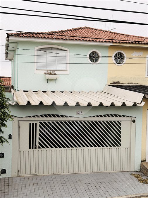 Sobrado à venda com 2 suítes em Vila Marari, São Paulo, SP