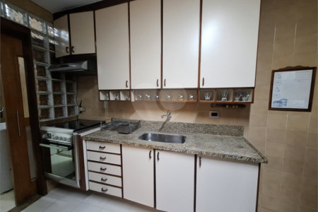 Apartamento à venda com 3 quartos, sendo 1 suíte, em Maracanã, Rio de Janeiro, RJ
