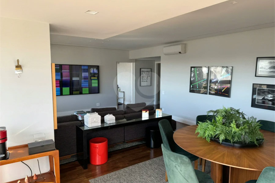 Apartamento à venda com 4 suítes em Paraíso, São Paulo, SP