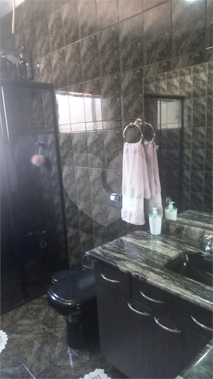 Casa à venda com 5 quartos, sendo 2 suítes, em Jardim Santa Clara, Guarulhos, SP