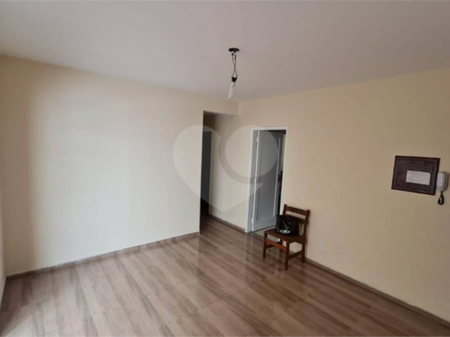Apartamento à venda com 2 quartos em Santana, São Paulo, SP