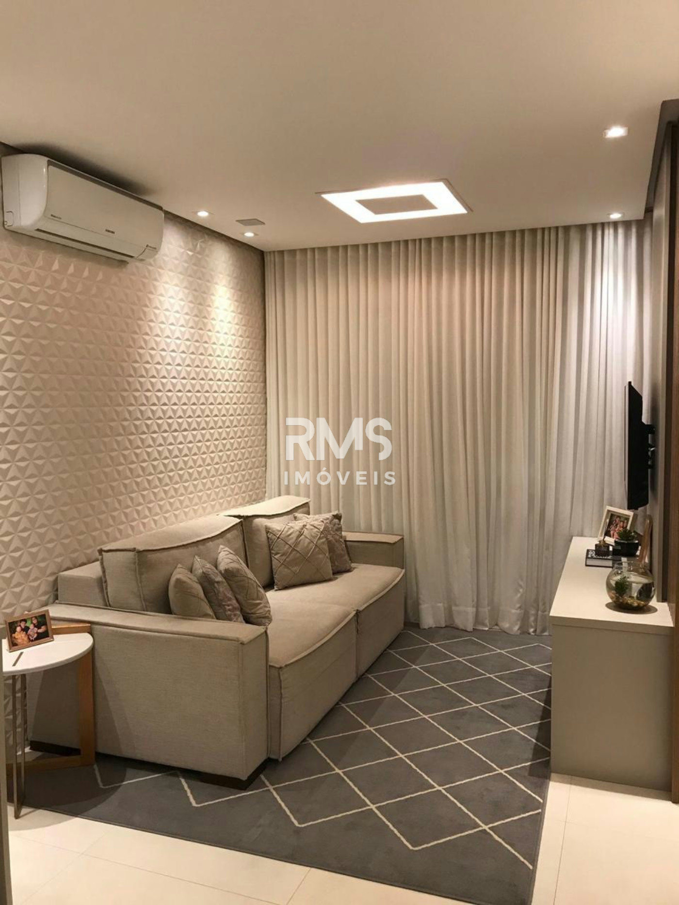Belíssimo à venda com 3 quartos, sendo 1 suíte, no condomínio Residencial Ilhas Mediterrâneo, Itu - SP