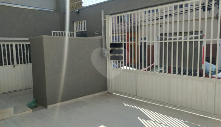 Casa à venda com 2 quartos no condomínio Residencial Magueta, São Paulo - SP