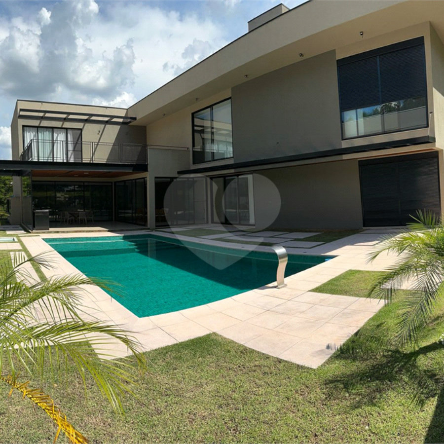 Casa à venda com 5 suítes no condomínio Porto de Atibaia, Atibaia - SP