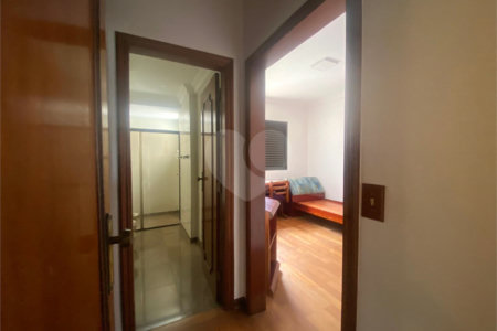 Apartamento à venda com 3 suítes em Tatuapé, São Paulo, SP
