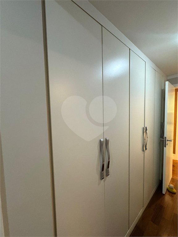 Apartamento à venda com 3 suítes em Vila Suzana, São Paulo, SP