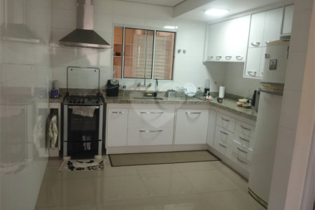 Casa Térrea à venda com 3 quartos, sendo 1 suíte, em Jardim Botânico, Araraquara, SP