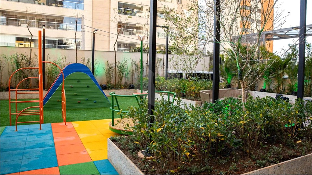 Apartamento à venda com 4 quartos, sendo 3 suítes, em Perdizes, São Paulo, SP