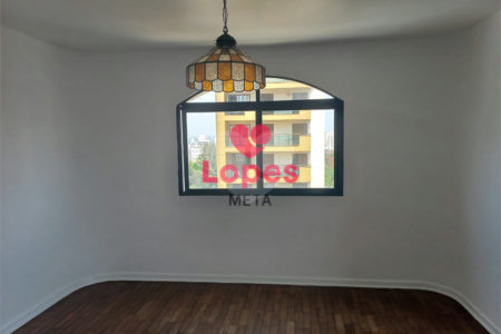 Apartamento à venda com 4 quartos, sendo 2 suítes,  em Vila Adyana, São José dos Campos, SP