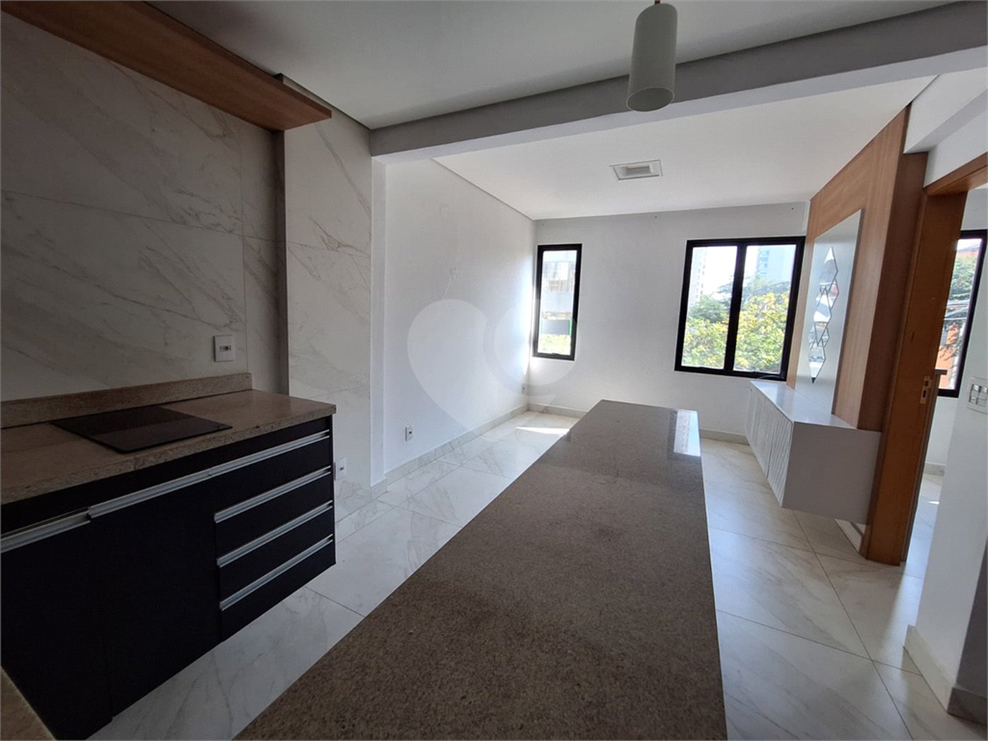 Apartamento à venda com 1 quarto em Jardim das Acácias, São Paulo, SP