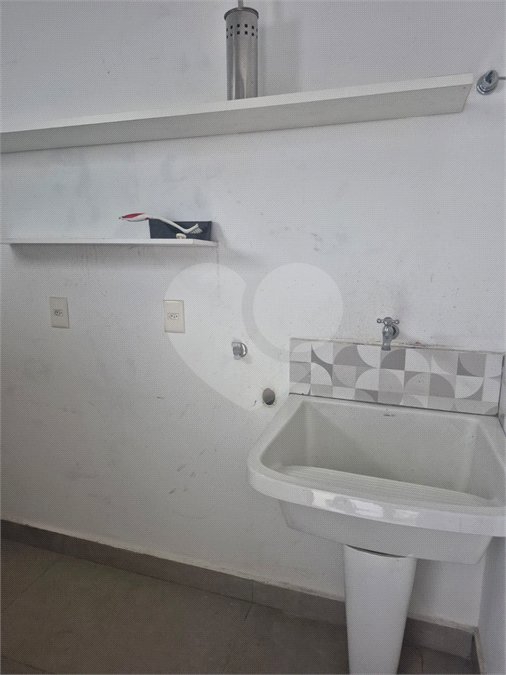 Casa de Vila à venda com 4 quartos, sendo 3 suítes, em Chácara Santo Antônio, São Paulo, SP