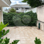 Casa à venda com 5 quartos, sendo 4 suítes,  no condomínio Terras de Santa Clara, Jacareí - SP