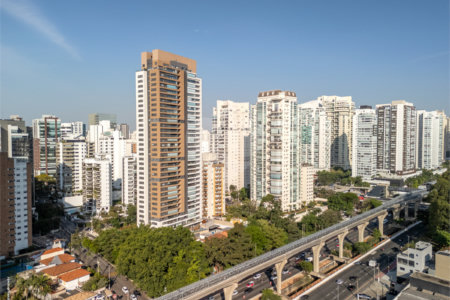 Apartamento à venda com 4 quartos, sendo 2 suítes, em Campo Belo, São Paulo, SP