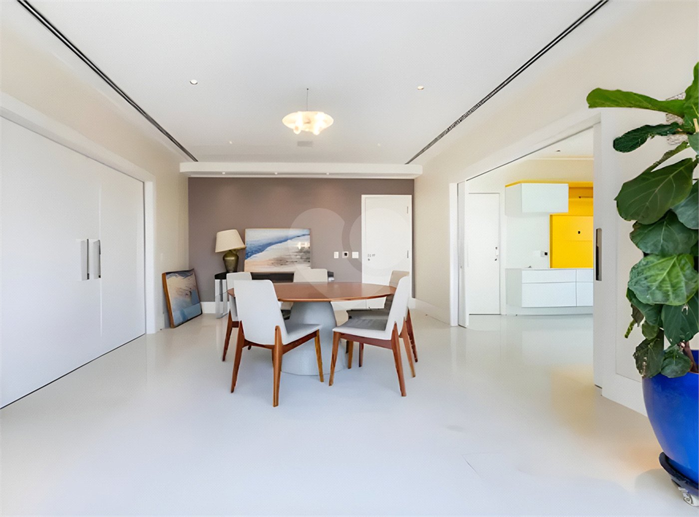 Apartamento à venda com 4 quartos, sendo 3 suítes, em Jardim Paulistano, São Paulo, SP