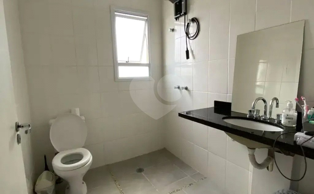 Apartamento à venda com 2 quartos, sendo 1 suíte,  em Aparecidinha, Sorocaba, SP