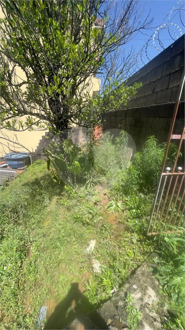 Terreno à venda com 3 quartos em Jardim Rizzo, São Paulo, SP