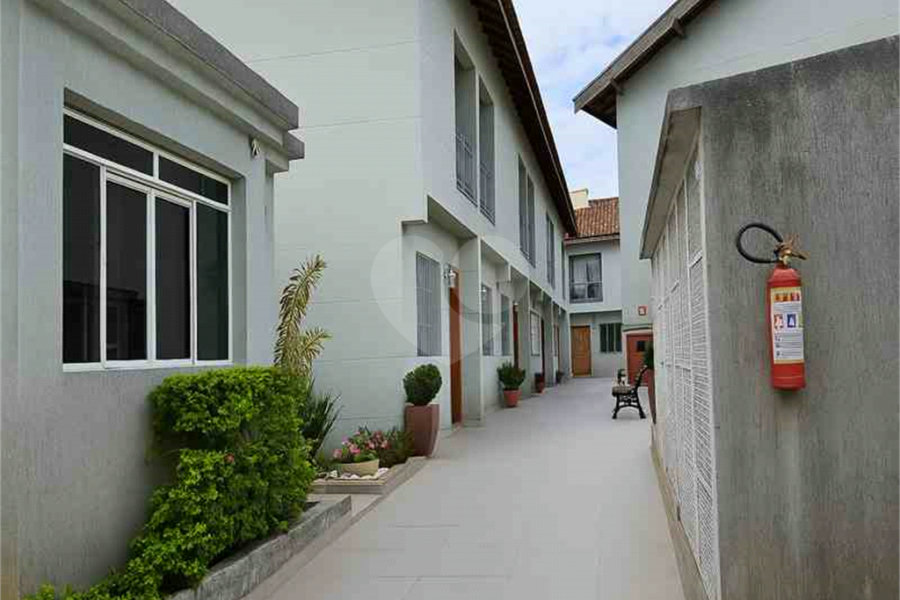 Casa à venda com 2 quartos no condomínio Tulipa 3, São Paulo - SP