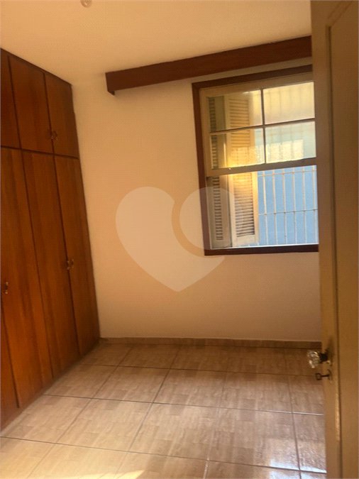 Sobrado à venda com 5 quartos em Bela Vista, Osasco, SP