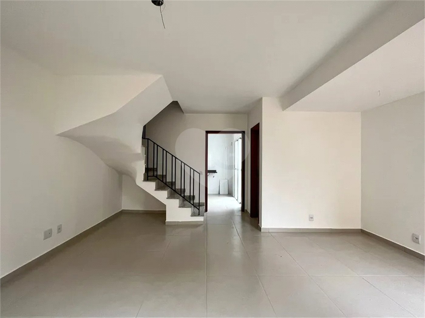 Casa à venda com 2 suítes no condomínio Residencial DI Luca, São Paulo - SP