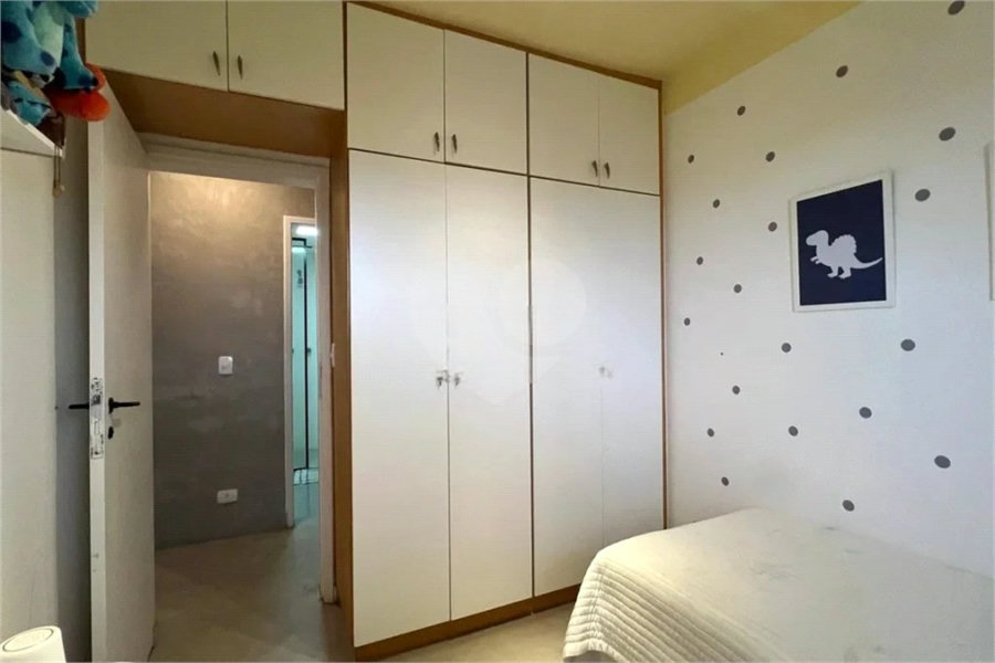 Apartamento à venda com 3 quartos, sendo 1 suíte,  em Vila Madalena, São Paulo, SP