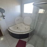 Belíssima Residência de 267 m² com Lazer Privativo no Condomínio Terras do Oriente – Valinhos