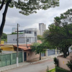 Sobrado à venda com 4 suítes em Moema, São Paulo, SP